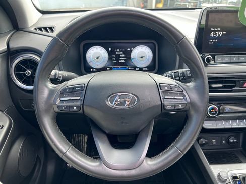 Used 2022 Hyundai Kona Limited w/ Cargo Package FWD image 31