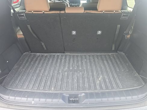Used 2025 Toyota Grand Highlander AWD Hybrid image 10