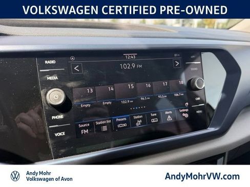 Used 2023 Volkswagen Taos SE w/ Black Wheel Package FWD image 26