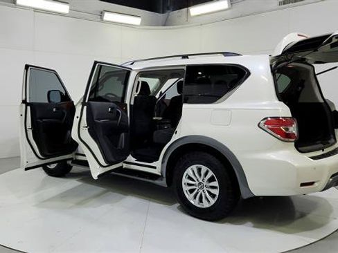 Used 2020 Nissan Armada SV w/ Driver Package RWD image 12