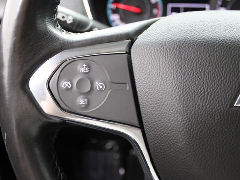 Used 2019 Chevrolet Traverse LT FWD image 21