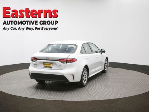 Used 2023 Toyota Corolla LE image 39