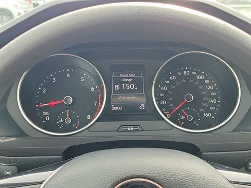 Used 2021 Volkswagen Tiguan S FWD image 19