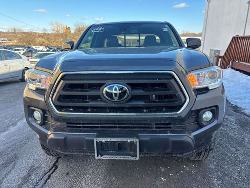 Used 2021 Toyota Tacoma SR5 image 2