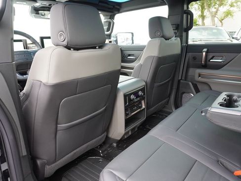 New 2025 GMC Hummer EV 3X w/ Extreme Off-Road Package image 10