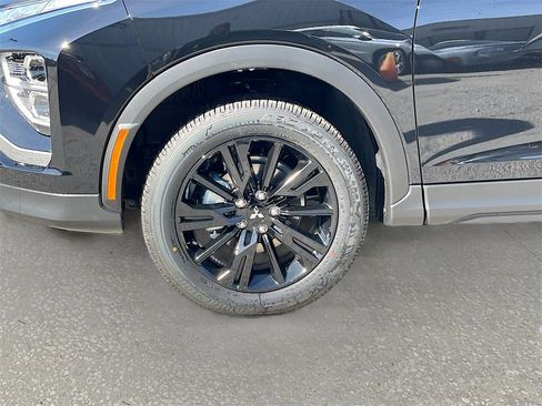 New 2026 Mitsubishi Eclipse Cross LE image 29