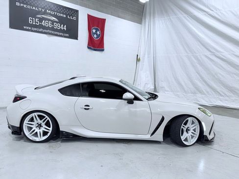 Used 2023 Subaru BRZ Limited image 3
