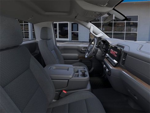 New 2026 GMC Sierra 2500 SLE image 17