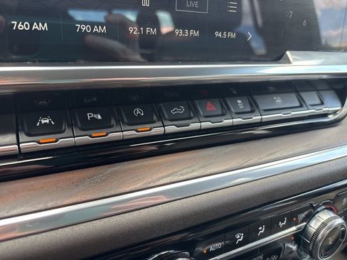 Certified 2022 GMC Sierra 1500 SLT w/ SLT Premium Plus Package image 28