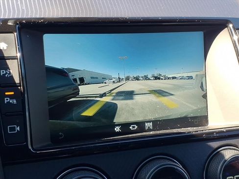 Used 2018 Jaguar F-TYPE R-Dynamic image 21