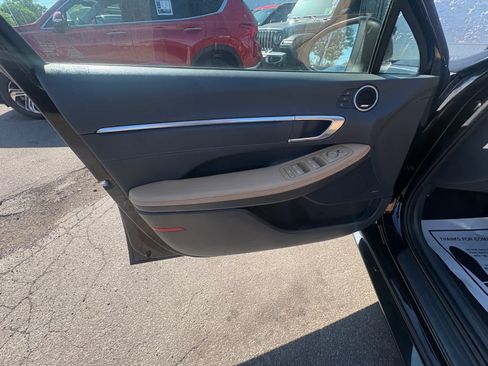 Used 2023 Hyundai Sonata Limited FWD image 14