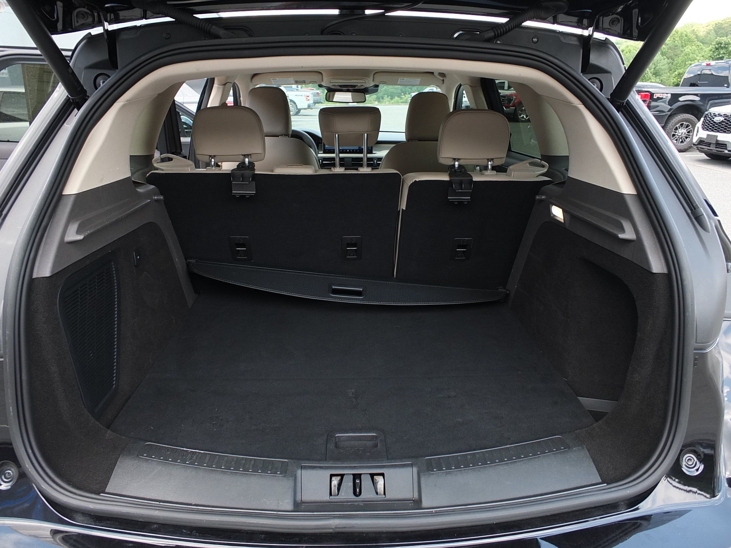 Used 2023 Lincoln Corsair FWD image 15