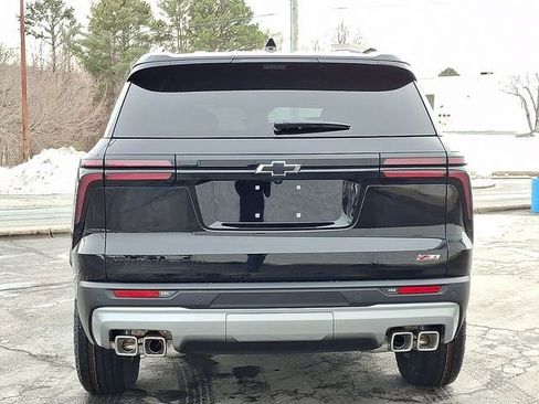 New 2026 Chevrolet Traverse Z71 w/ Driver Confidence Package AWD/4WD image 5