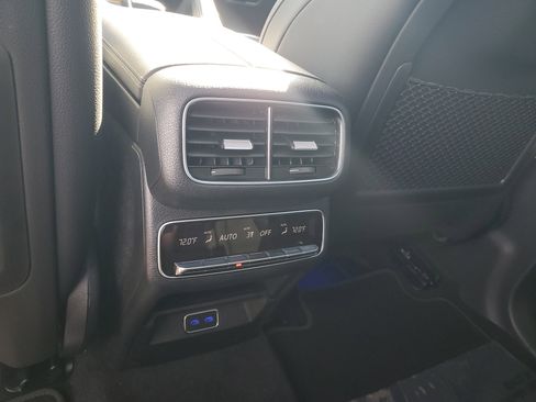 Certified 2026 Mercedes-Benz GLS 450 4MATIC image 10