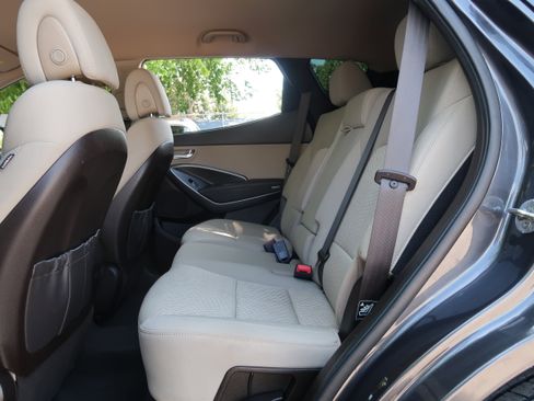 Used 2017 Hyundai Santa Fe Sport AWD/4WD image 31