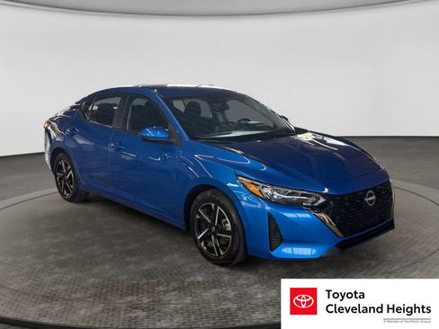 Used 2025 Nissan Sentra SV FWD image 3