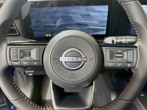 New 2026 Nissan Kicks SR image 14