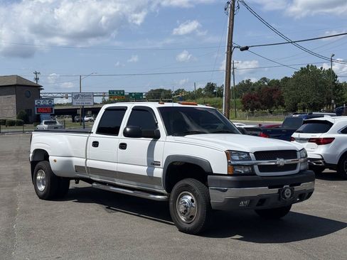 Used 2003 Chevrolet Silverado 3500 LT RWD image 2