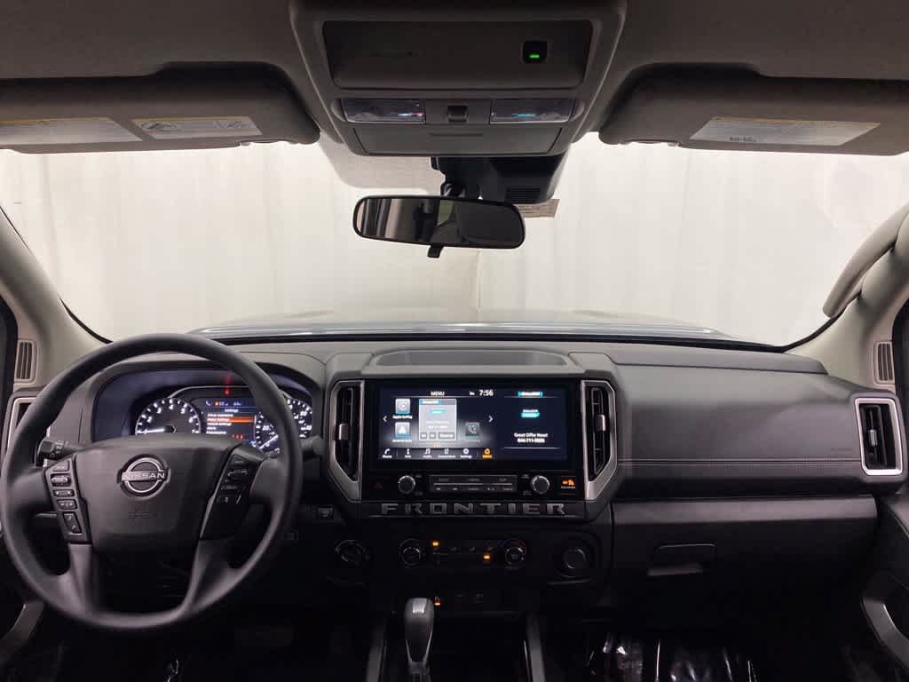 Used 2025 Nissan Frontier SV AWD/4WD image 11