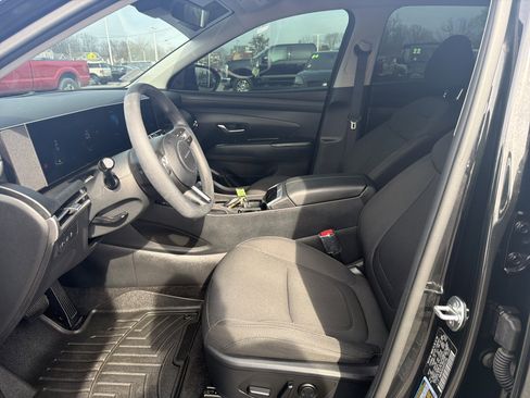 Used 2025 Hyundai Tucson SEL image 12