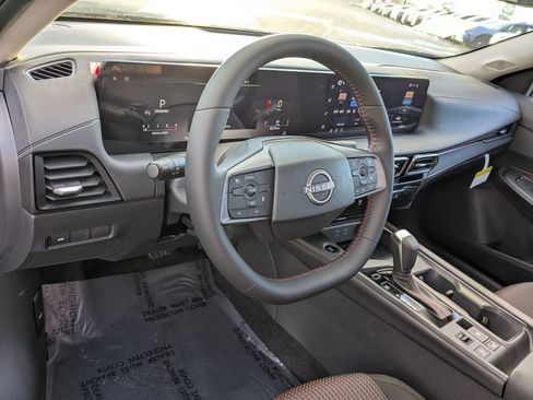 New 2026 Nissan Sentra SR image 13