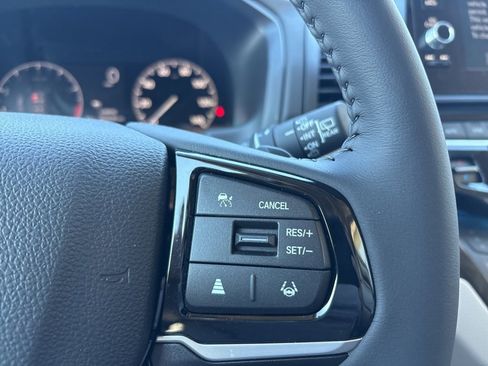 Certified 2026 Honda Odyssey Touring image 17