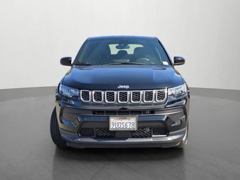 Used 2025 Jeep Compass Sport AWD/4WD image 2