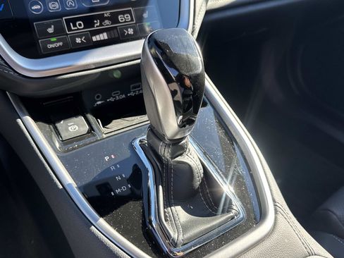 Used 2025 Subaru Outback Limited XT image 25