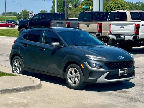 Used 2022 Hyundai Kona SEL AWD/4WD image 7