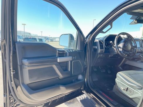 Used 2017 Ford F150 Raptor w/ Equipment Group 802A Luxury image 20