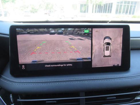 Used 2023 INFINITI QX60 Luxe FWD image 32