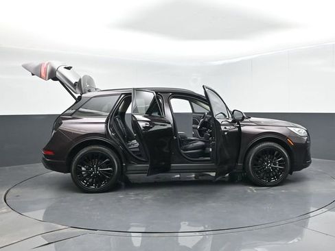 Used 2023 Lincoln Corsair Reserve w/ Equipment Group 201A FWD image 71