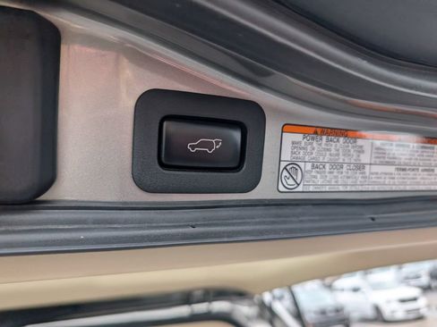 Used 2018 Lexus LX 570 4WD image 8