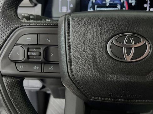 New 2025 Toyota Tacoma SR5 image 15