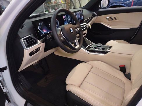 Used 2024 BMW 330i Sedan w/ Premium Package image 4