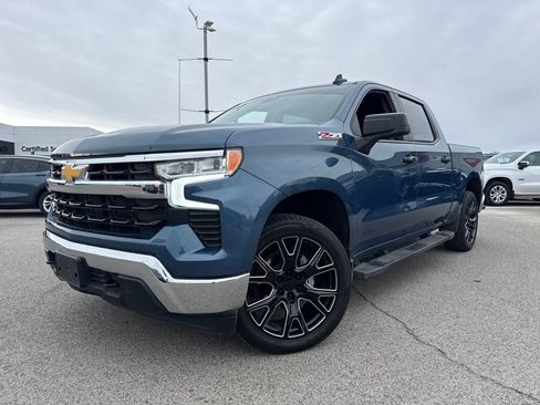 Used 2024 Chevrolet Silverado 1500 LT w/ Z71 Off-Road Package image 1