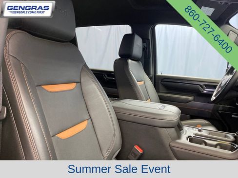Used 2024 GMC Sierra 2500 AT4 w/ Technology Package AWD/4WD image 40