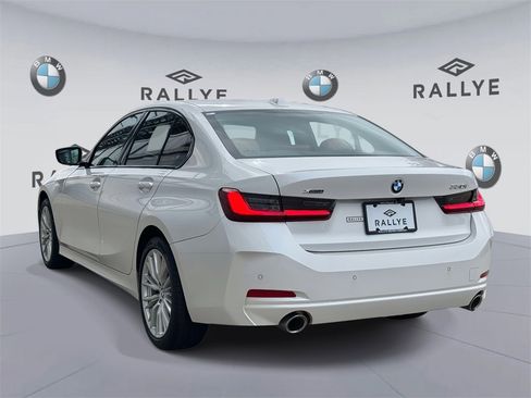Certified 2023 BMW 330i xDrive 330i xDrive w/ Premium Package image 6