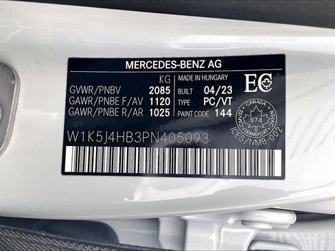 Used 2023 Mercedes-Benz CLA 250 4MATIC image 34