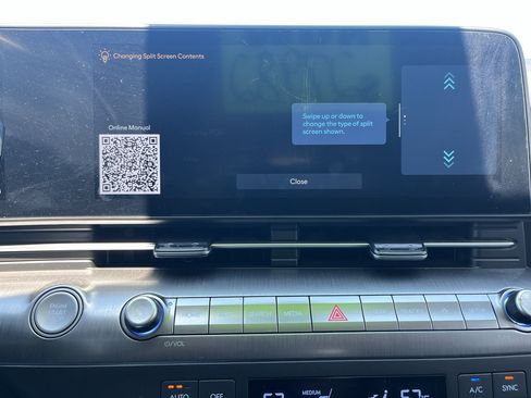 Used 2025 Hyundai Kona Limited AWD/4WD image 23