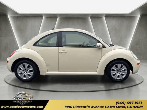 Used 2008 Volkswagen Beetle S FWD image 6