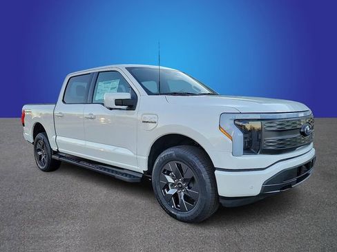 New 2023 Ford F150 Lightning Lariat image 2
