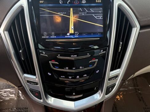 Used 2014 Cadillac SRX Luxury image 12