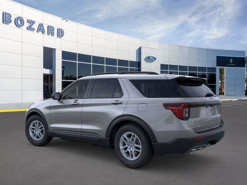 New 2026 Ford Explorer Active w/ Active Comfort Package image 4