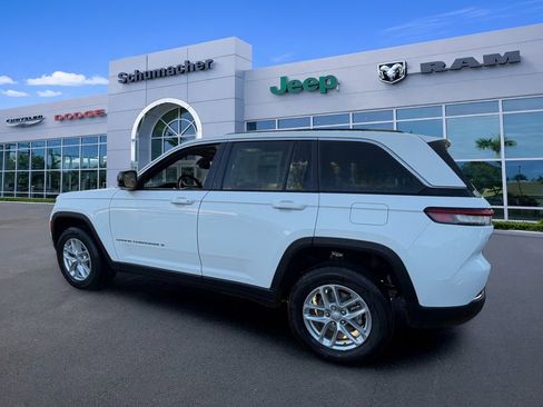 New 2026 Jeep Grand Cherokee Laredo X AWD/4WD image 5