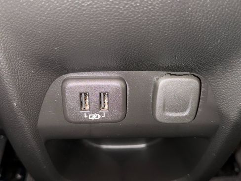 Used 2022 Chevrolet Colorado ZR2 w/ ZR2 Dusk Special Edition image 39