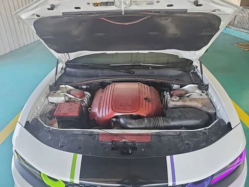 Used 2019 Dodge Charger R/T RWD image 7