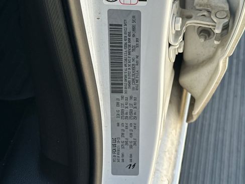 Used 2020 RAM 1500 Laramie RWD image 29