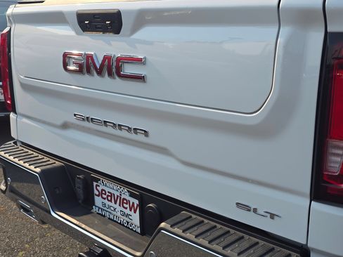 Used 2020 GMC Sierra 1500 SLT w/ SLT Premium Plus Package AWD/4WD image 12