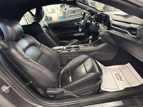 Used 2025 Ford Mustang Premium RWD image 23